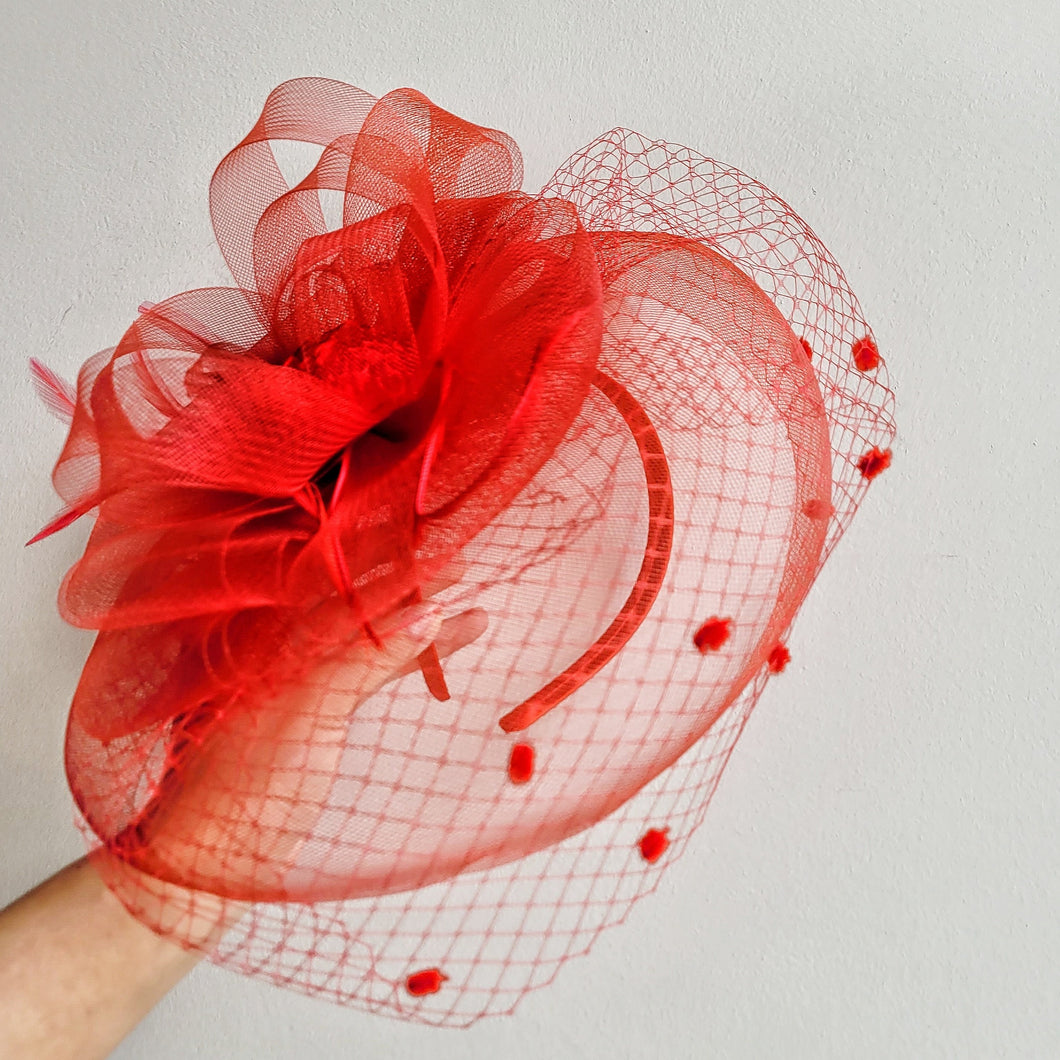 WILTON Red Fascinator