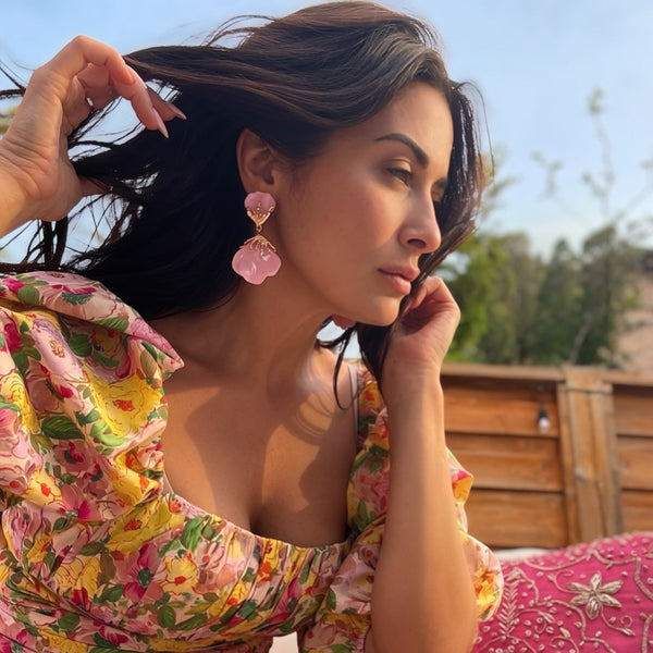 Summer Style 2026: Bold Gold, Beautiful Florals & Effortless Elegance