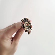 YASMINE Vintage Floral Crystal Ring