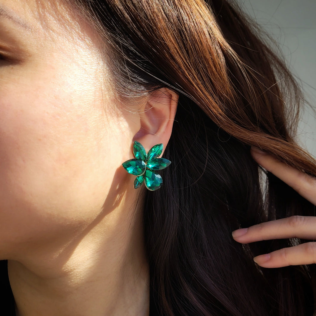 Emerald Green Cluster Clip-on Earrings