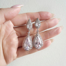 AMAL Drop Earrings