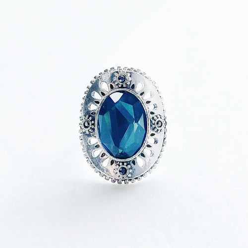 QUEEN BLUE Crystal Adjustable Ring