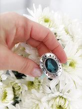 QUEEN BLUE Crystal Adjustable Ring