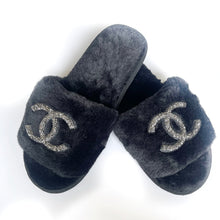 LUX PLUSH Slippers